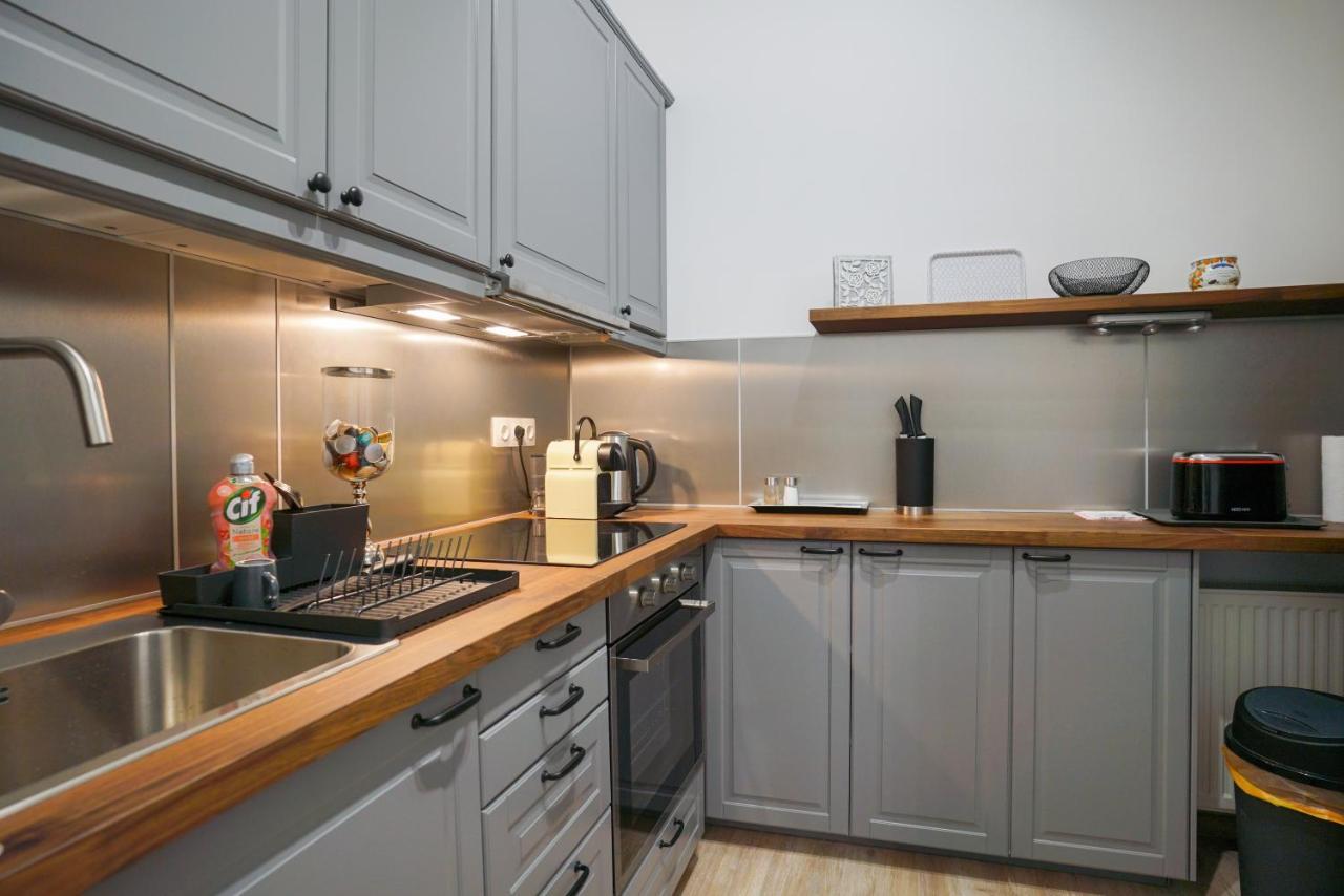 Koffer Apartman Eger Exterior foto